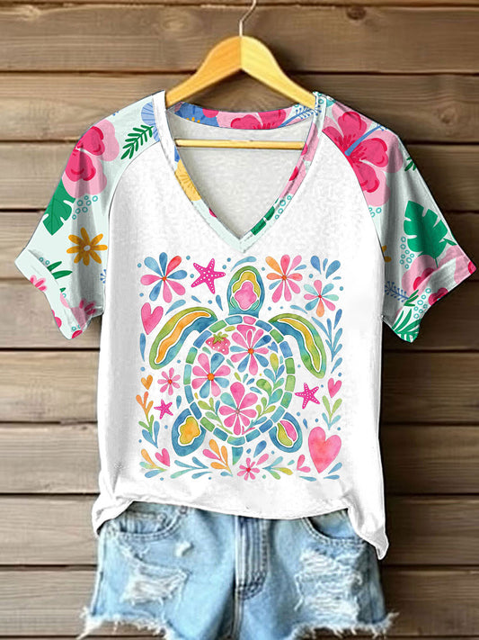 Women's Sea Turtle Printed V-neck Tshirt
