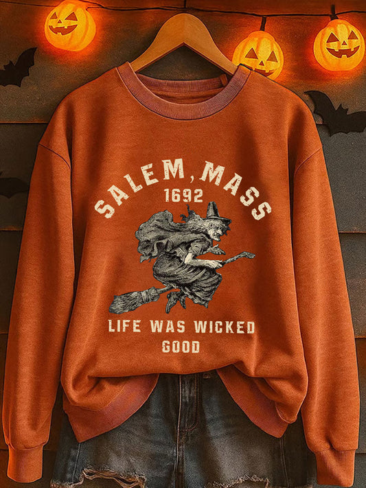 Women's Halloween Salem Mass 1692 Printed Sweatshirt