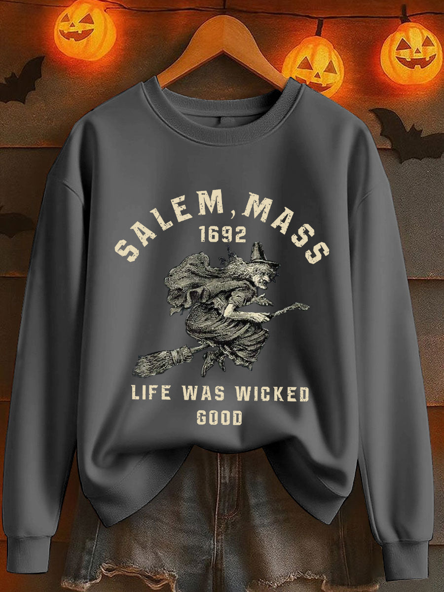 Women's Halloween Salem Mass 1692 Printed Sweatshirt