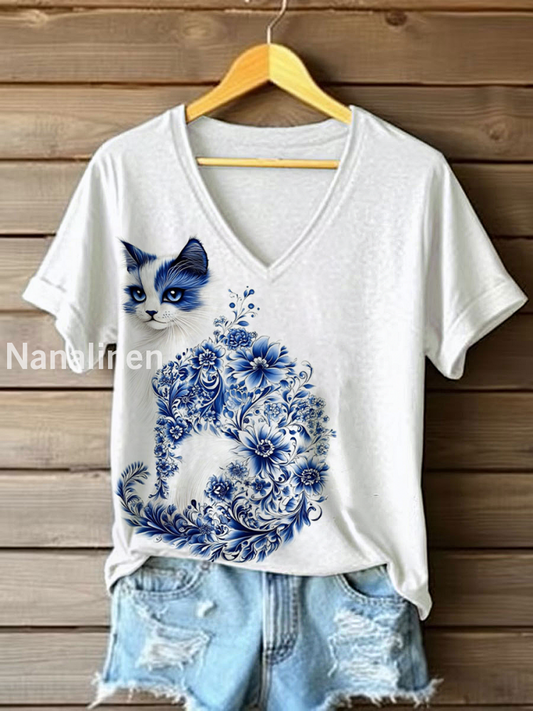 Women’s Floral Cat Print Casual T-Shirt White / S