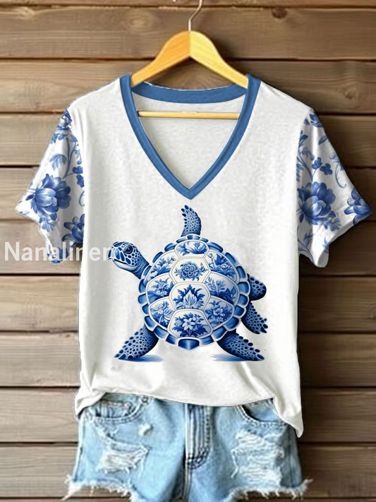 Women’s Floral Turtle Print Casual T-Shirt White / S