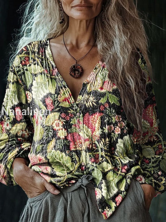 Women’s Vintage Flowers Art Print V-Neck Casual Cotton And Linen Shirt Colorful / S
